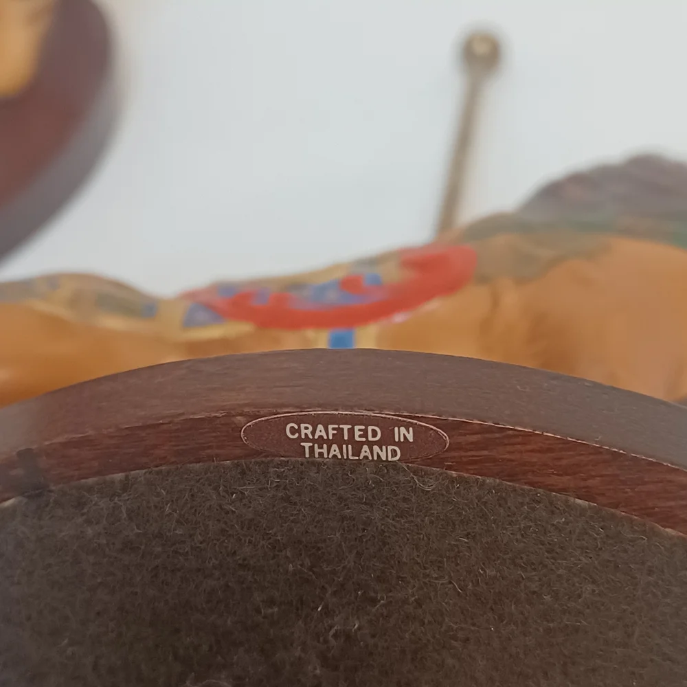 Vintage 1988 Tiger and Lion Figurine Set - Picture 2 of 16